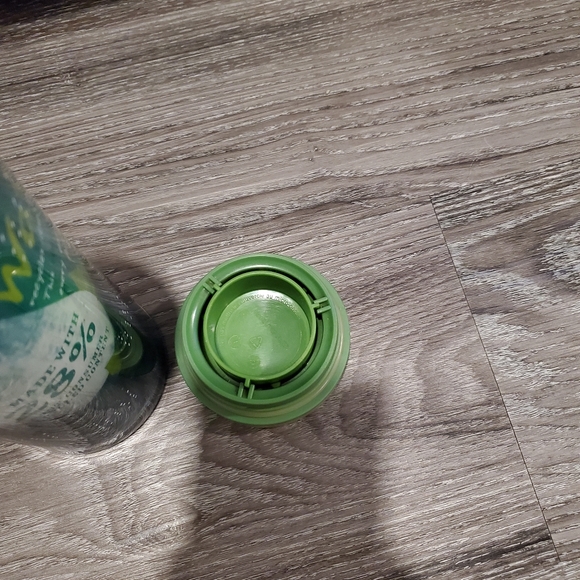 12/$30 🚗 ☕️ EUC Starbucks tumbler - green grande - Picture 8 of 12